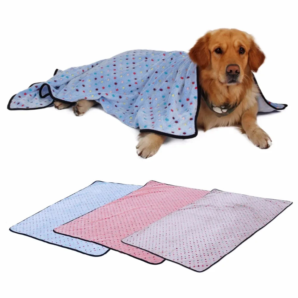 New Pet Dog Blanket Fleece Fabric Soft Dog Towel Cat Puppy High Quality Blanket Cute Design Pet Mat 3 Colors 3 Sizes
